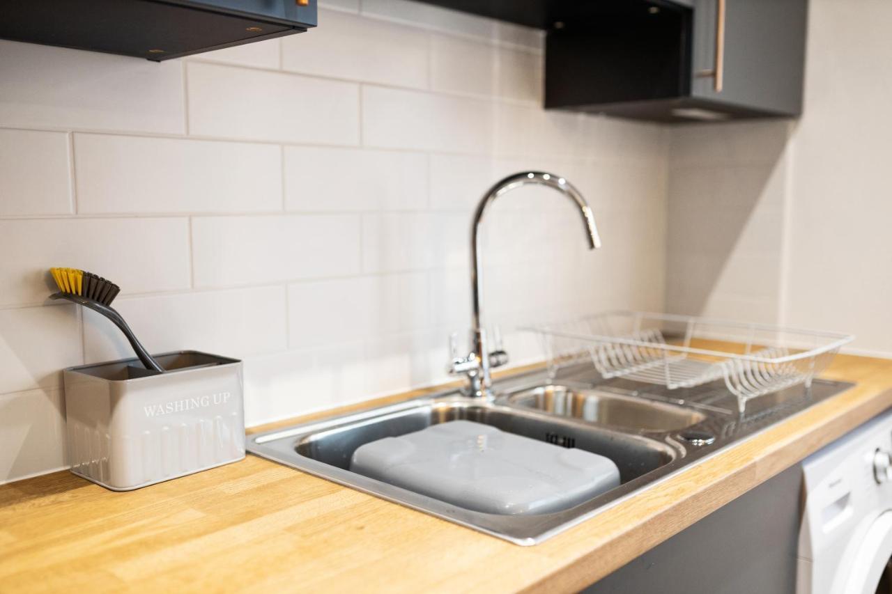 7 Bedroom House Ensuite Rooms, Fully Equipped Kitchen, Free Wifi, Tvs In All Rooms City Centre Close To A46 Inspire Homes Coventry Dış mekan fotoğraf